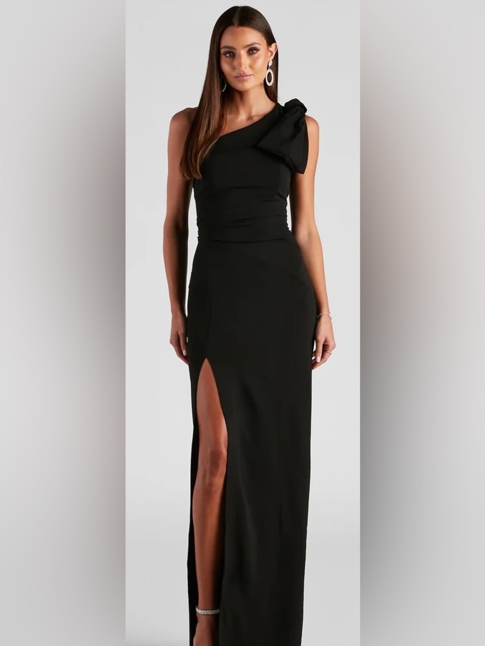One-Shoulder Black Maxi Dress with Bow and Thigh Slit